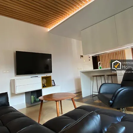 Homyat Poeta Iglesias 2