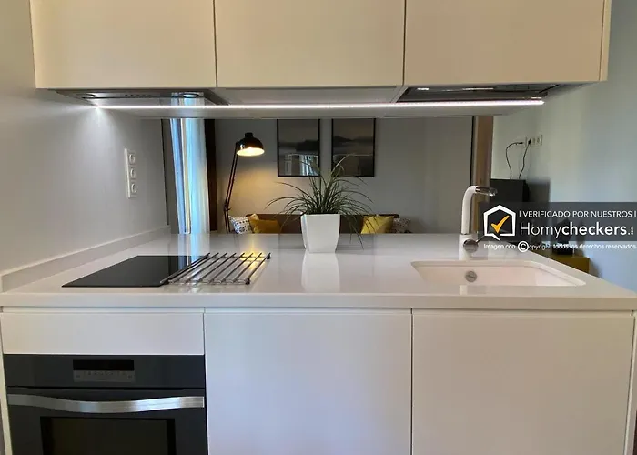 Homyat Poeta Iglesias 2