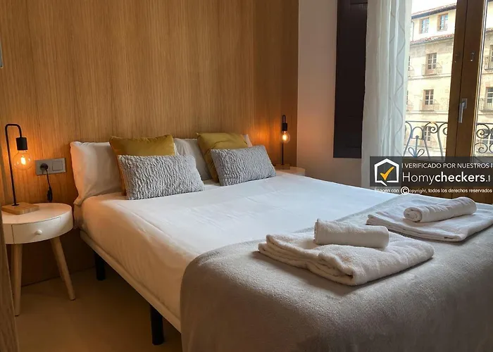 Homyat Poeta Iglesias 2 *