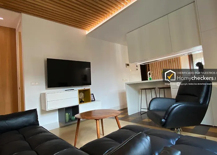 Homyat Poeta Iglesias 2