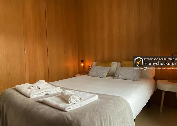 Apartamento Homyat Poeta Iglesias 2 *